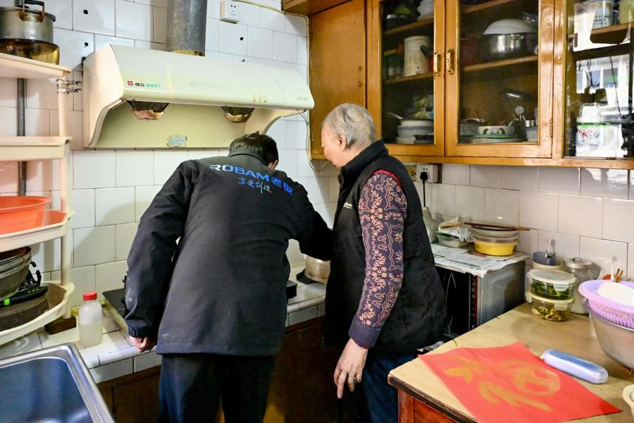 _The zodiac signs that guard the lights of thousands of families_Guard the lights of thousands of families to protect the peace