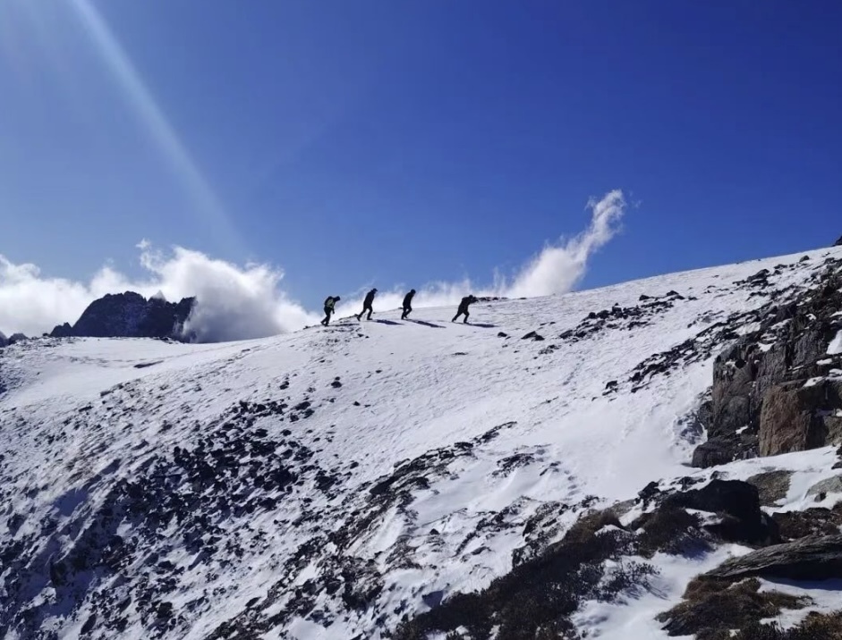 Great travel friend in Yunnan lost contact in self-driving tour in Yunnan