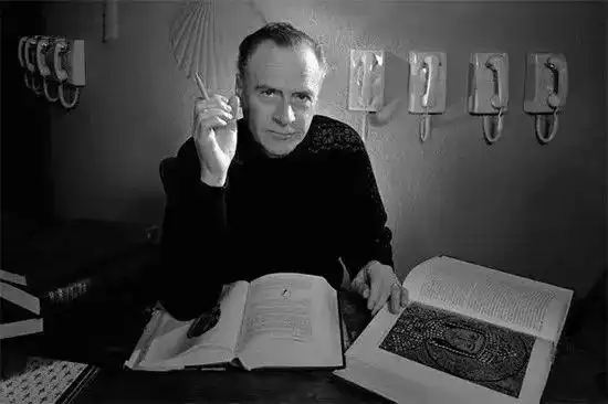 McLuhan’s Contribution To Media Theory And Analysis Of The Reasons Why His Work Is Obscure-Lijin Finance