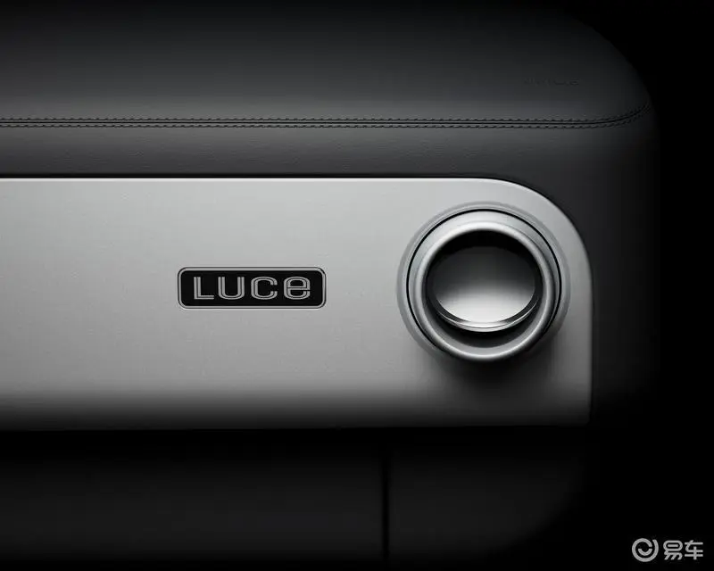 Detailed explanation of Ferrari Luce three-spoke steering wheel_Detailed explanation of Ferrari Luce interior design_luce