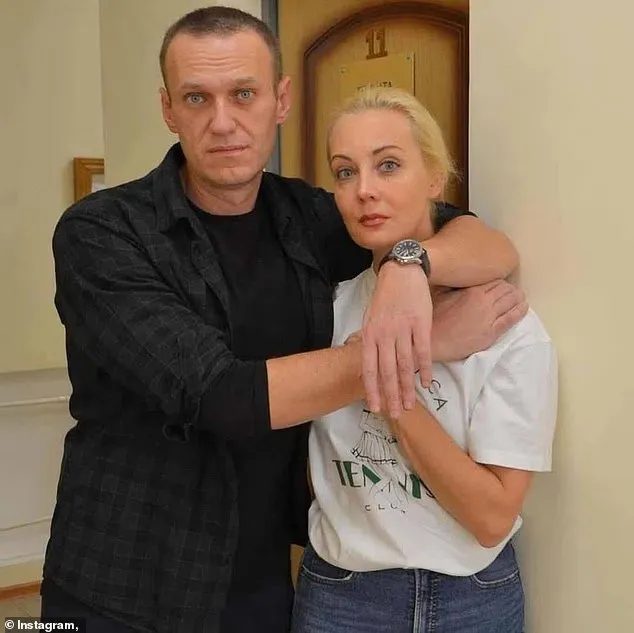 _ Zhang Liangying made her first appearance after her new relationship was exposed _ The cause of death of 11 people who died in the Shenmu County mining disaster was exposed