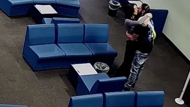 _How to be sentenced for two cases committed before and after_Video of prison guard killing in prison