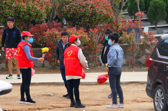 During The Qingming Festival Epidemic Prevention And Control Period, Fanggang Town Advocates Civilized Sacrifices And Honors Heroes Online-Lijin Finance