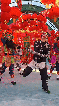 Guangdong Puning Ying Chorus Debuts In Moscow, Lingnan Goodies Are Popular-Lijin Finance