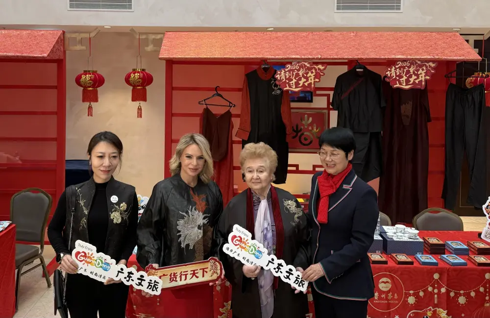 _The dj song that the heat wave ball loves to fight_The tractor always jumps out of gear at a slow speed