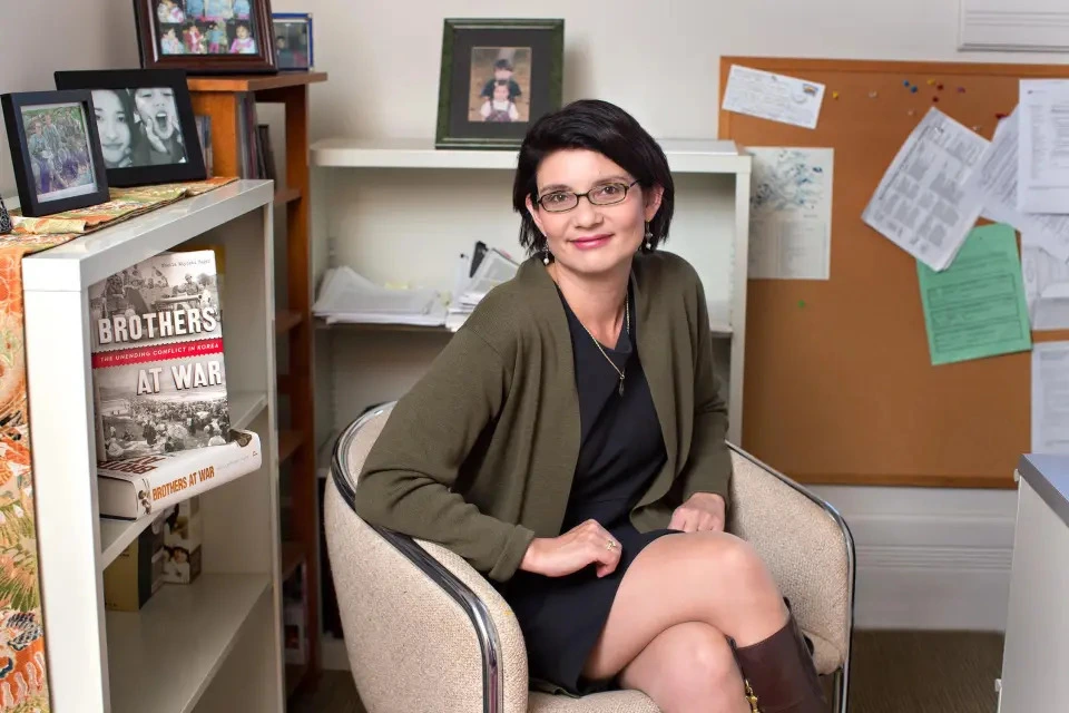 _Obama's first girlfriend_Obama's wife is jealous