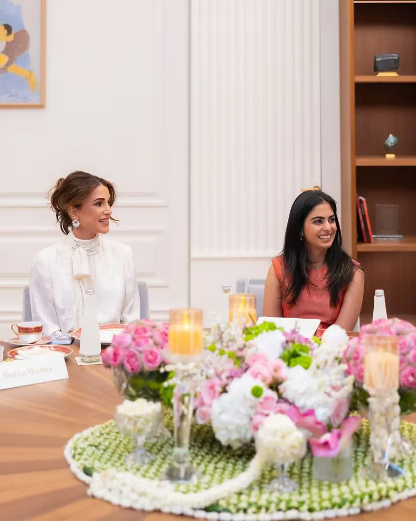 _The 62-year-old wife of India’s richest man is in the same frame as the Queen of Jordan. She is effortlessly stunning, but her beautiful daughter-in-law is causing controversy_ The 62-year-old wife of India’s richest man is in the same frame as the Queen of Jordan. She is effortlessly stunning, but her beautiful daughter-in-law is causing controversy.