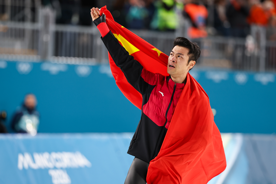 The Chinese team has 110 gold medals_The United States has 1023 gold medals in the Olympics