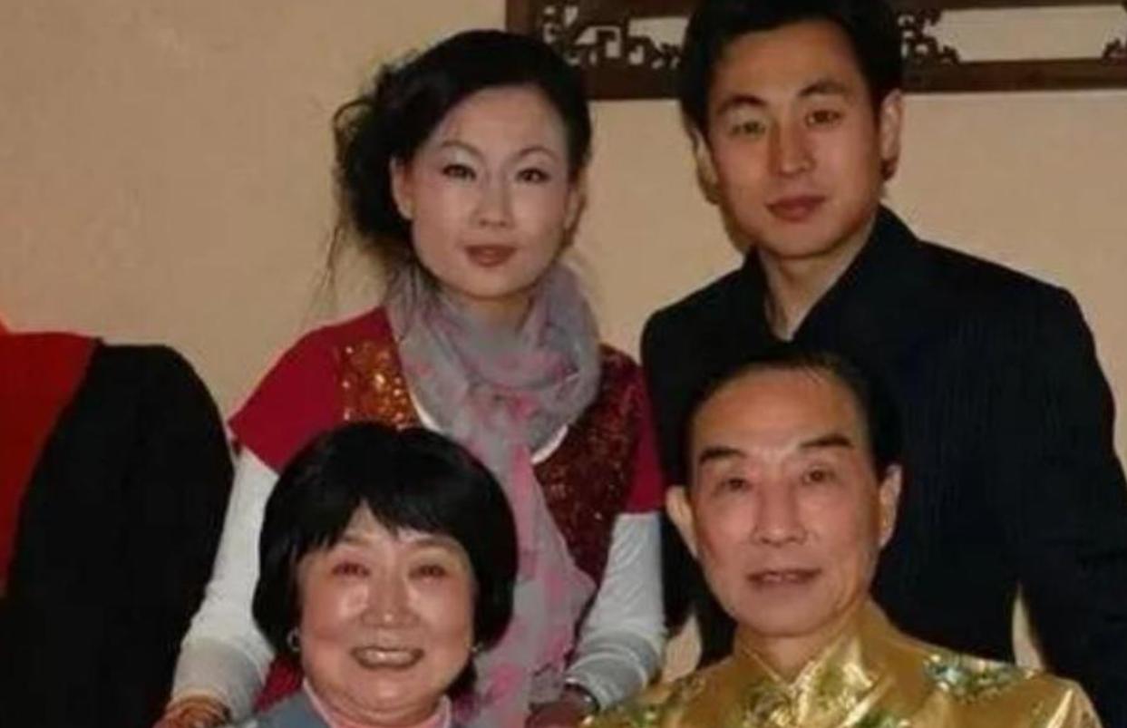 Shouting "defeat the American emperor", but immigrating to the United States with his whole family in his later years, how is 84-year-old Song Yuqing doing now_ Shouting "defeat the American emperor", but immigrating to the United States with his whole family in his later years, how is 84-year-old Song Yuqing doing now_