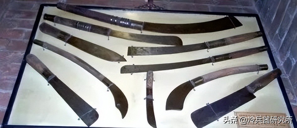 Cranked Kuy Knife_Angkor Ruins Crank Knife_kokok