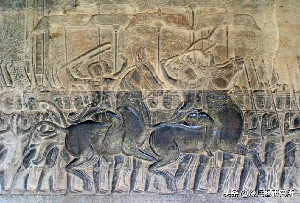 Cranked Kuy Knife_kokok_Angkor Ruins Crank Knife