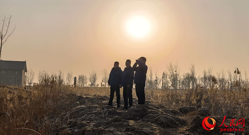 _I get acne the day after eating spicy food_The design set for a resort villa