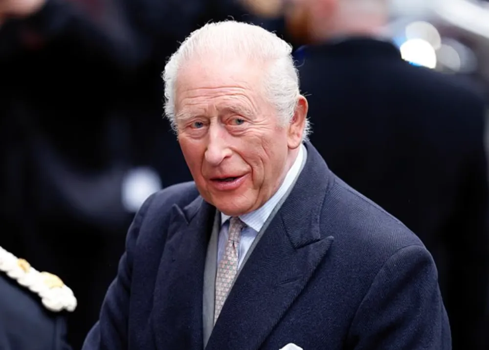 _I am the Queen's son! It was revealed that Andrew collapsed when he was driven away. Did Charles know the inside story? _I am the Queen's son! It was revealed that Andrew collapsed when he was driven away. Did Charles know the inside story?