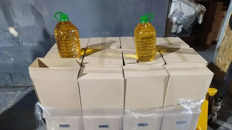 The costs and benefits of Greece staying in the Eurozone_Greece faked its way into the EU