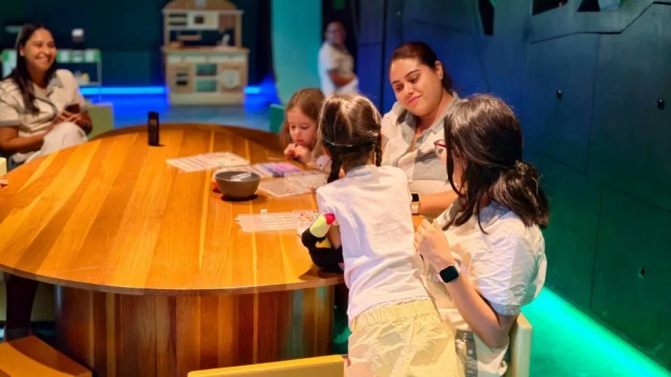 The white-style holiday for Chinese people during the Spring Festival is so delicious? __Chinese people take a white-style holiday during the Spring Festival. Is it so delicious?