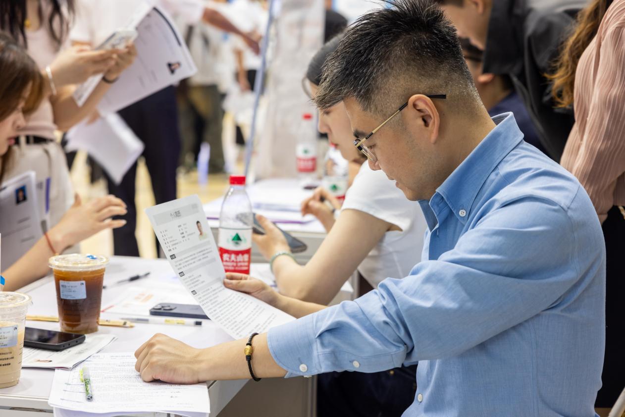 Shanghai Zhongqiao College Recruitment_Shanghai Trade Union Campus Tour Job Fair_Shanghai Zhongqiao Vocational and Technical University Job Fair