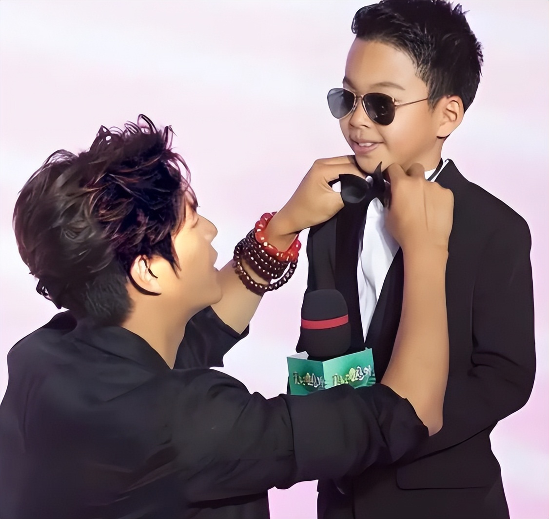 Chen Kun and Dong Jie are together__Video of Chen Kun and Dong Jie getting married