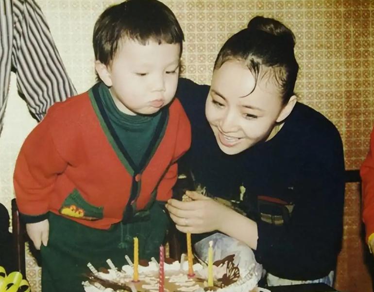 _Song Dandan's son's live broadcast_Song Dandan's son's appearance