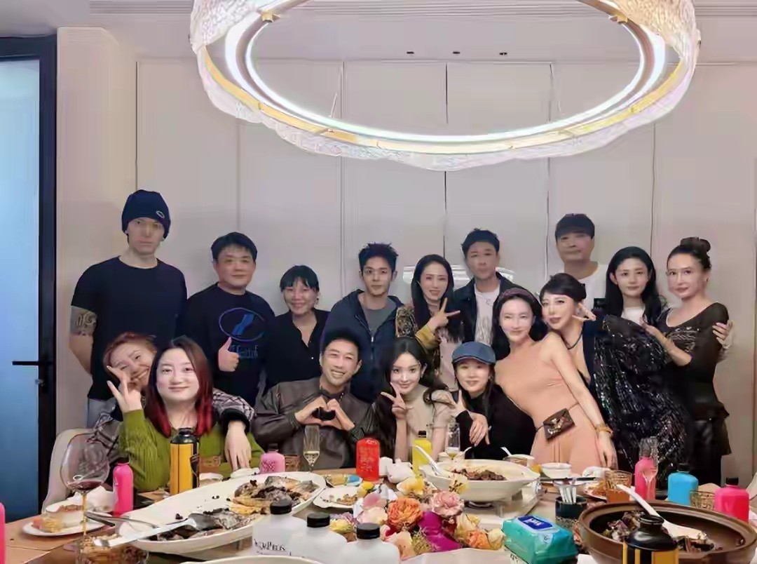 Yu Zheng’s favorite fresh meat __ Yu Zheng’s favorite fresh meat