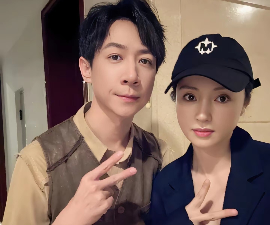 _ Yu Zheng’s favorite fresh meat __ Yu Zheng’s favorite fresh meat