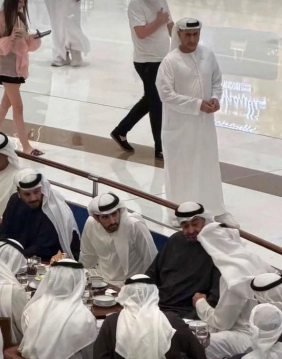 Emirates flights_Emirates flights