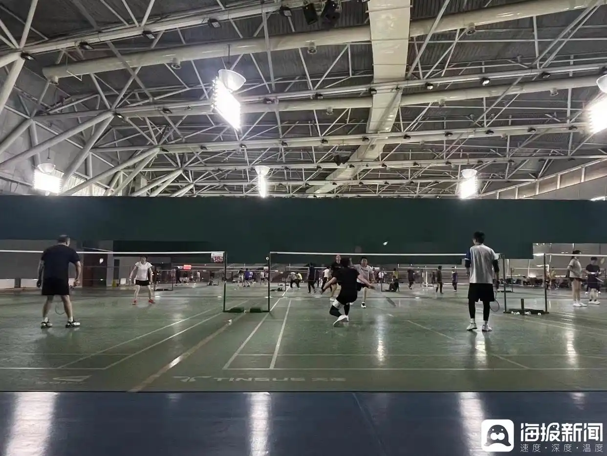 Badminton brand price reduction_A variety of badminton is now at the "lowest price in the past 365 days"_Badminton price correction