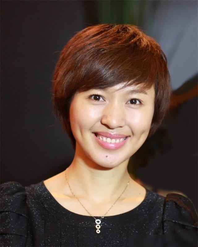 The story of Ouyang Xiadan’s guardianship of his mother for 28 years_Ouyang Xiadan’s family information_The truth about Ouyang Xiadan’s disappearance from CCTV