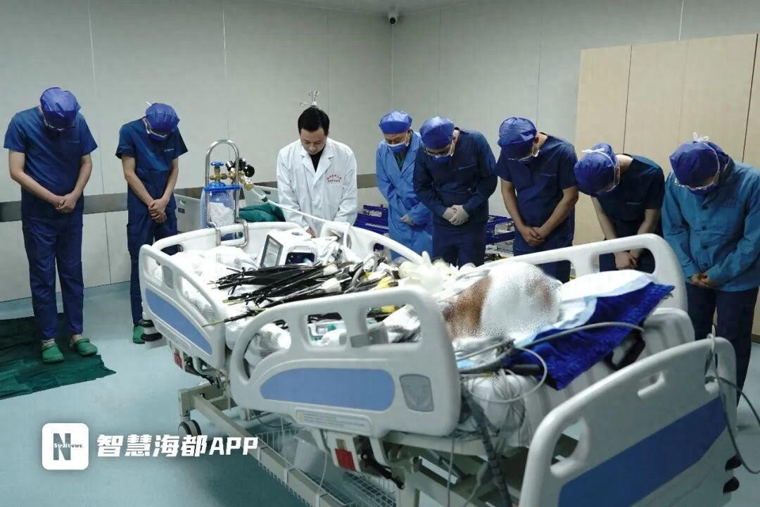 Diving instructor income __ The highest level of diving instructor