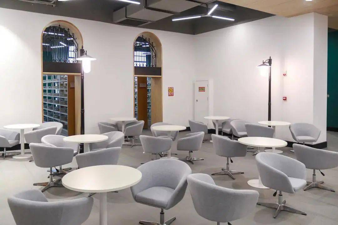 UIC dormitory ceiling of UIC_Guangdong Institute of Finance dormitory picture_Guangdong Neusoft Institute of Finance Phase 6 expansion project dormitory