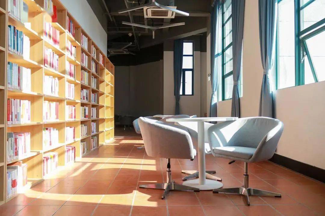 UIC UIC dormitory ceiling_Guangdong Institute of Finance dormitory picture_Guangdong Neusoft College's sixth expansion project dormitory