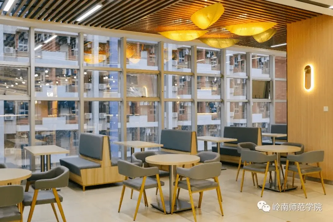 UIC UIC dormitory ceiling_Guangdong Institute of Finance dormitory picture_Guangdong Neusoft College's sixth expansion project dormitory