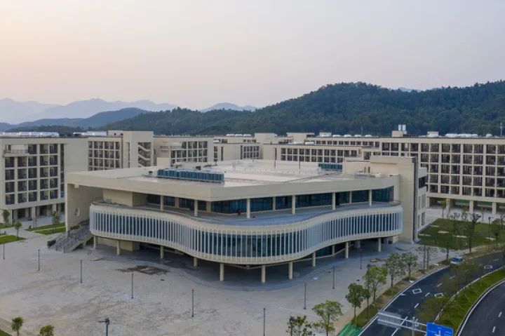 Pictures of the dormitory of Guangdong University of Finance_Introduction to the Qingyuan campus of Guangdong University of Finance_Enrollment information of the first undergraduate college in Qingyuan