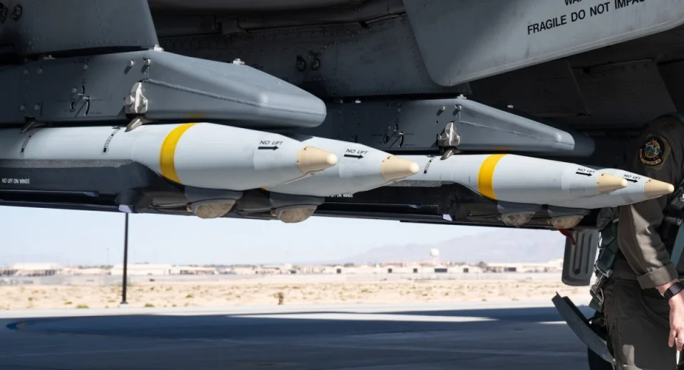 Israel 150 missiles _Israel launched an attack