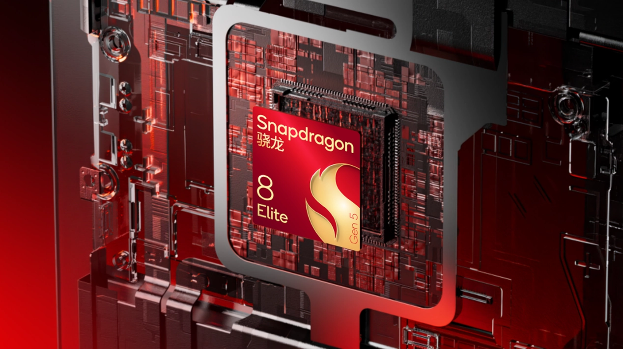 Hands equipped with Qualcomm Snapdragon 805_Snapdragon foldable phones_