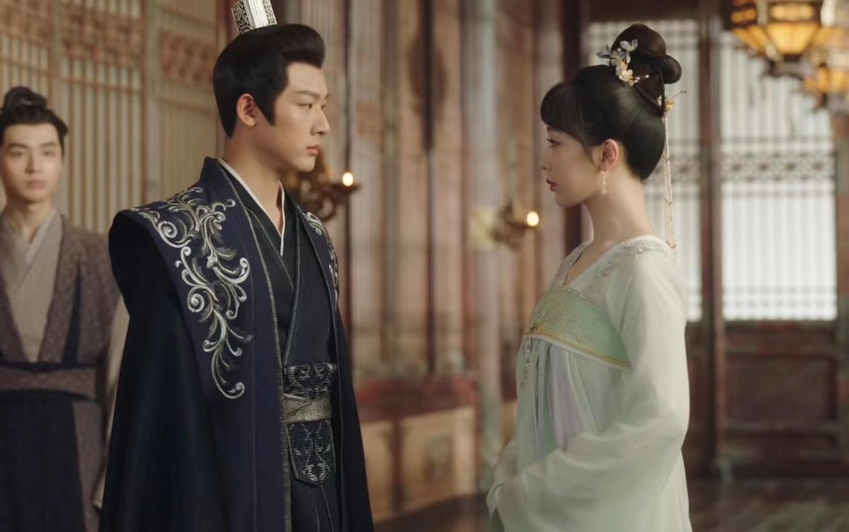 What is the reason for eating and pulling now_Li Xian and Yang Zi picture HD wallpaper_