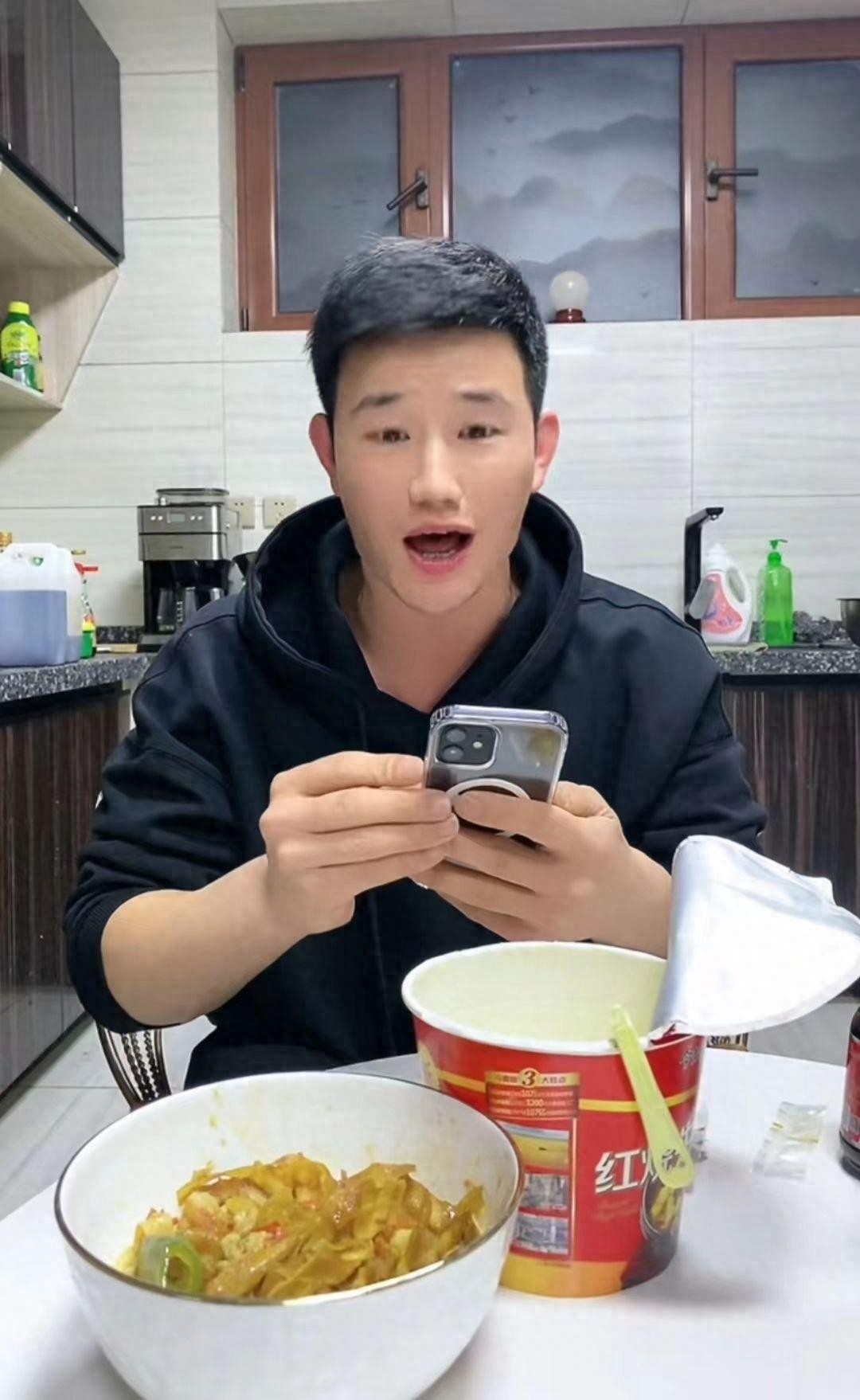 A turmoil has arisen_All parties to the turmoil have responded_