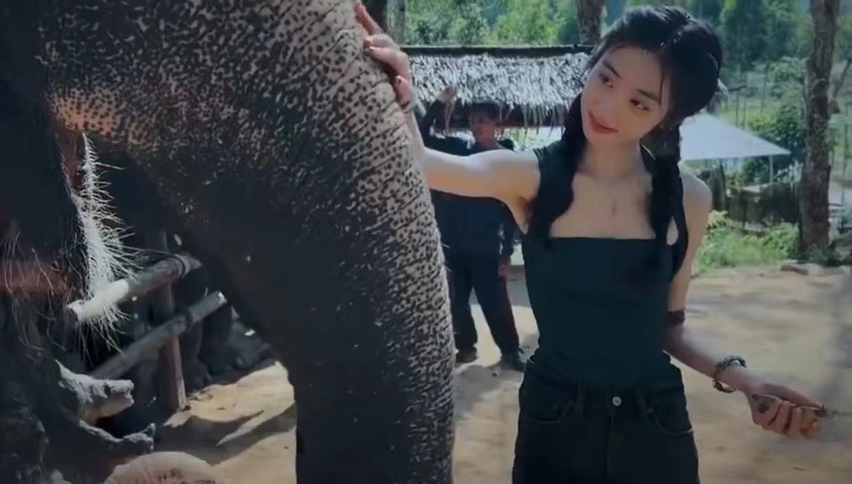 The inheritance is really good. The 18-year-old Huang Duoduo is dressed up and mature, and like her mother, she has been in love for the rest of her life. The inheritance is really good. The 18-year-old Huang Duoduo has been dressed up and mature, and she has been in the same boat for the rest of her life. The inheritance is really good. The 18-year-old Huang Duoduo is dressed up and mature, and like her mother, she has been in love for the rest of her life. The inheritance is really good. The 18-year-old Huang Duoduo has been dressed up and mature, and like her mother, she has been in love for the rest of her life_