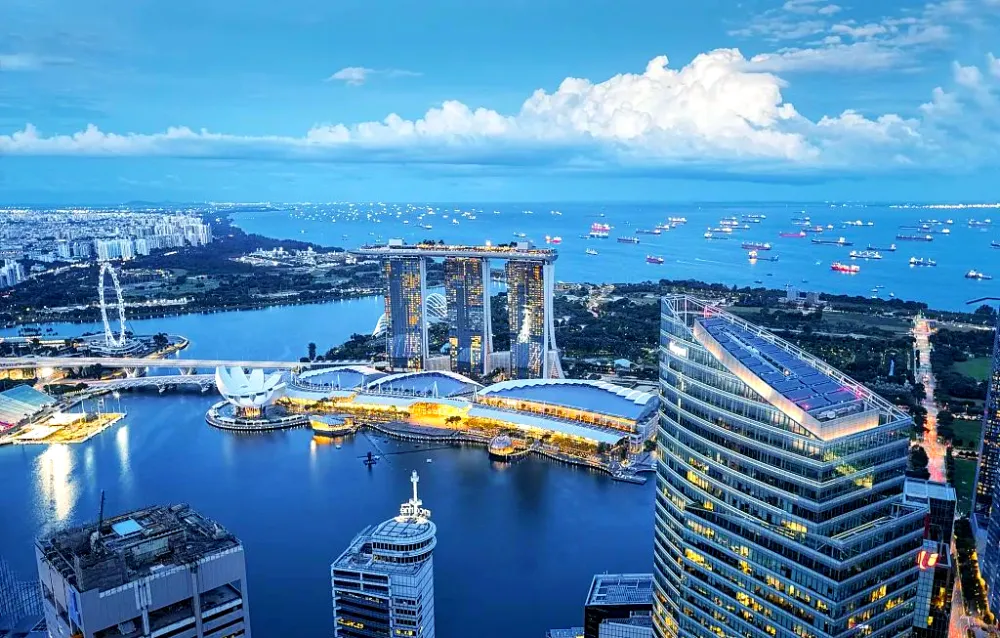 _回归新加坡1995_新加坡回国的是谁