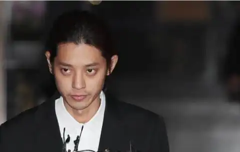 雪莉悲剧 韩娱圈 财阀体制_崔雪莉现在在哪个公司