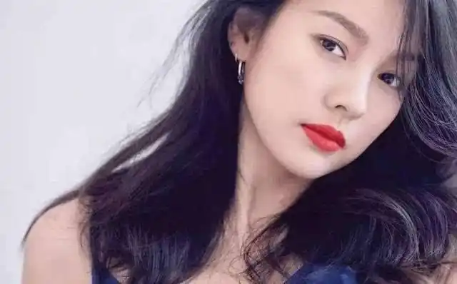 崔雪莉现在在哪个公司_雪莉悲剧 韩娱圈 财阀体制