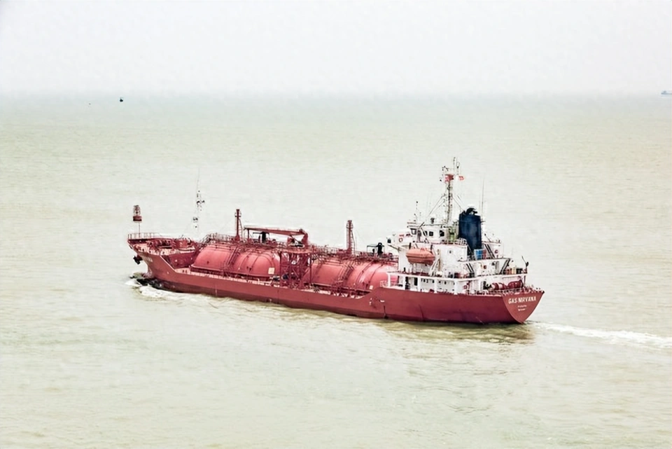 _中途俄货送给山东商船运输_俄罗斯运输船