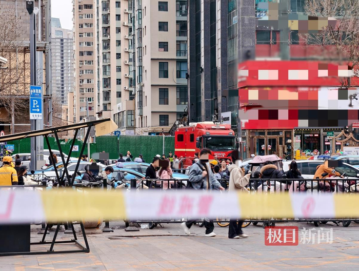 太原住宅楼火灾_梦见大楼倒塌起火_