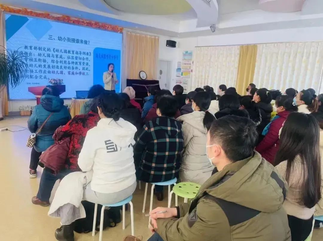 优秀校园新闻稿范文_精彩校园活动_校园新鲜事