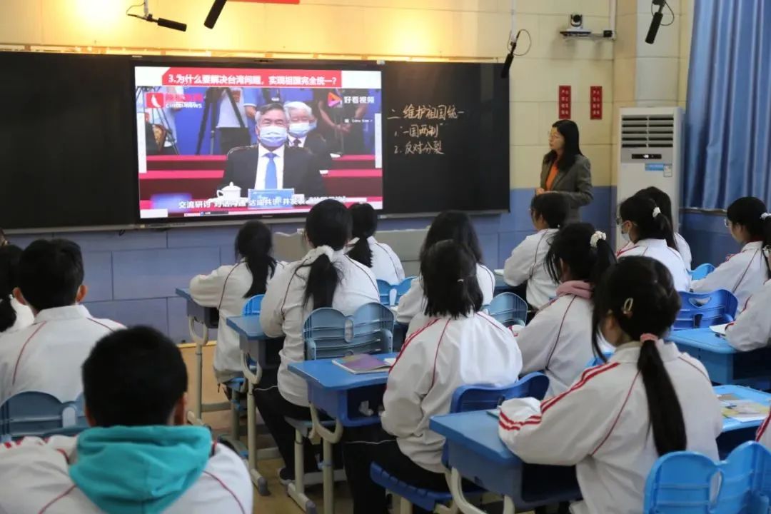 校园新鲜事_精彩校园活动_优秀校园新闻稿范文