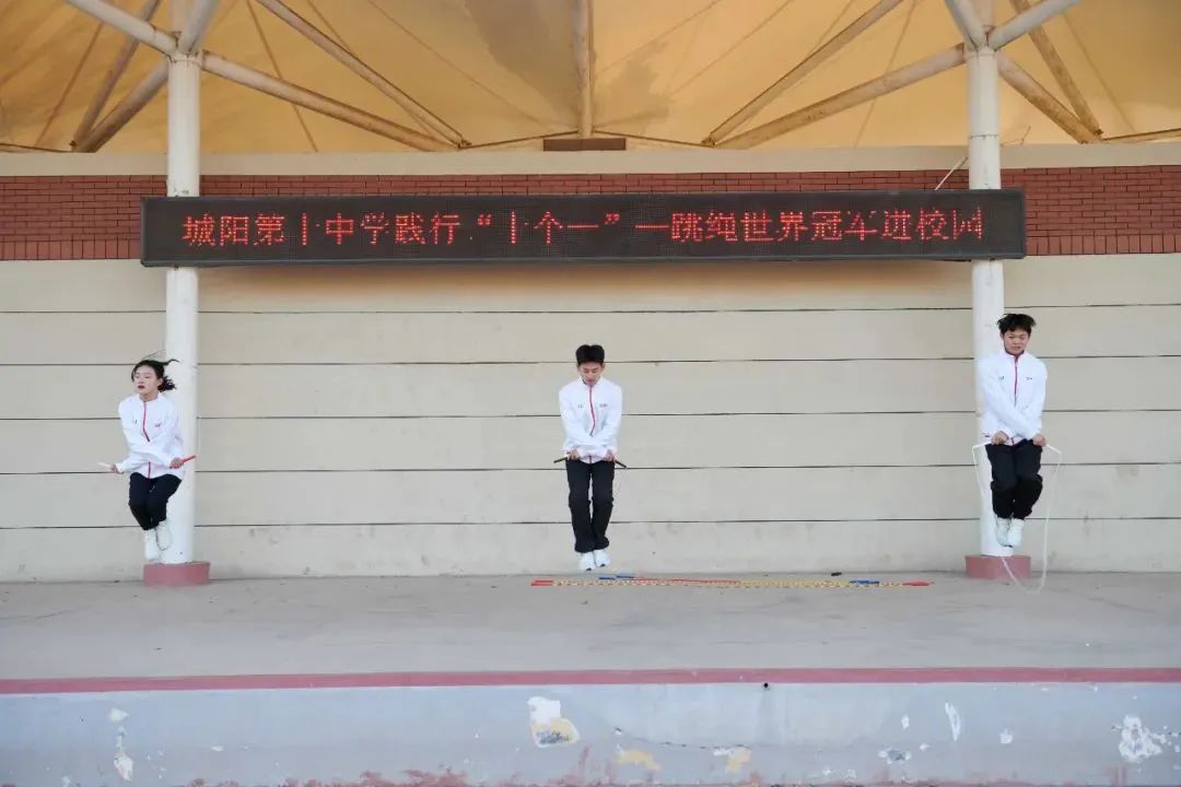 精彩校园活动_优秀校园新闻稿范文_校园新鲜事