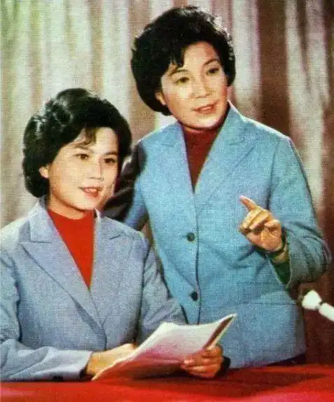 新闻联播播音员名单_国脸历史变迁_央视新闻联播主持人