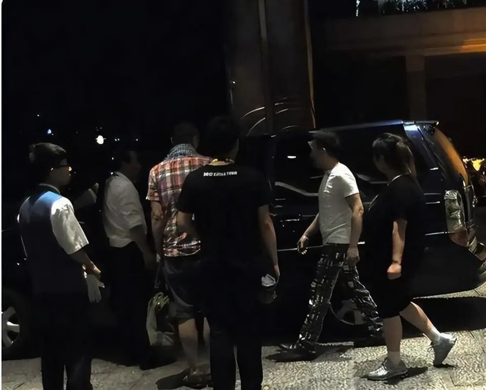 _小伙被活活勒死视频_小伙被活活打死