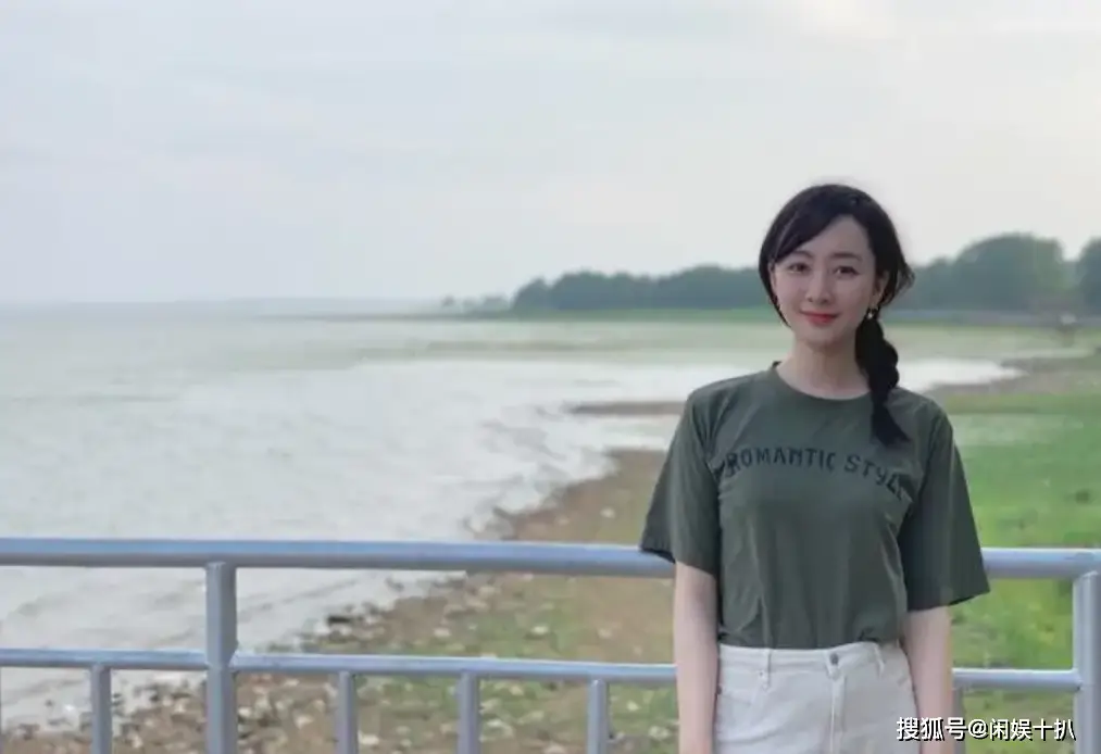 郭若天 央视美女主持人 主持经历_财经频道的某年轻女主持人