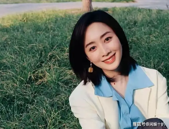 郭若天 央视美女主持人 主持经历_财经频道的某年轻女主持人