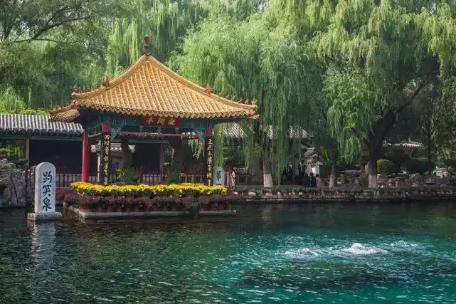 济南名泉金线泉历史_趵突泉金线泉老金线泉_金线泉的介绍